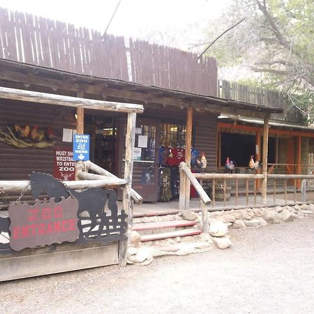 Bonnie Springs Ranch Motel Blue Diamond Экстерьер фото