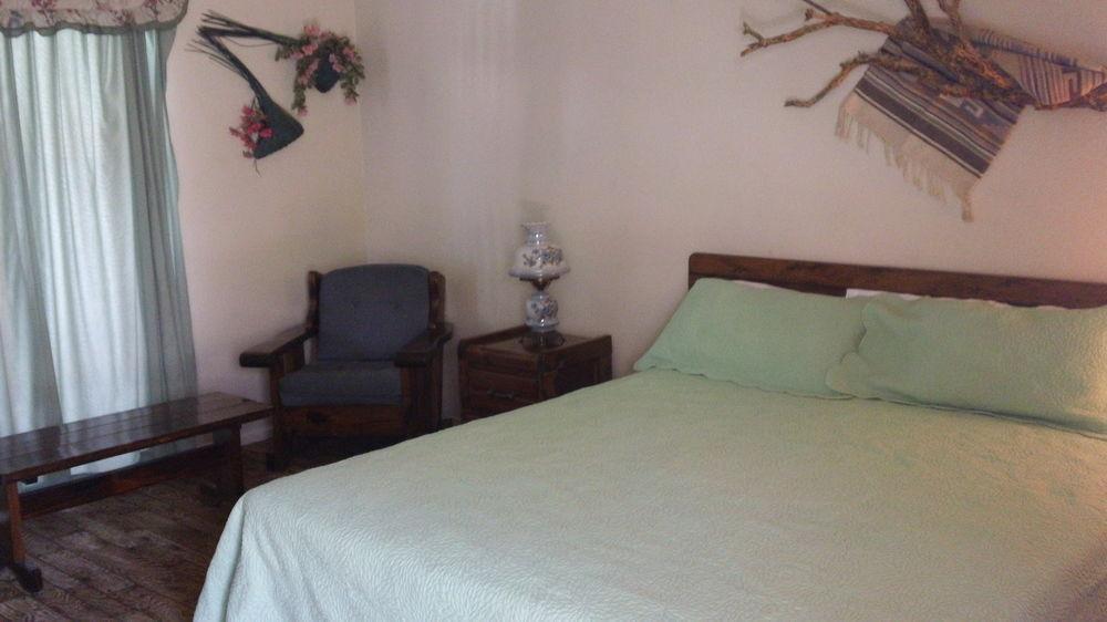 Bonnie Springs Ranch Motel Blue Diamond Экстерьер фото