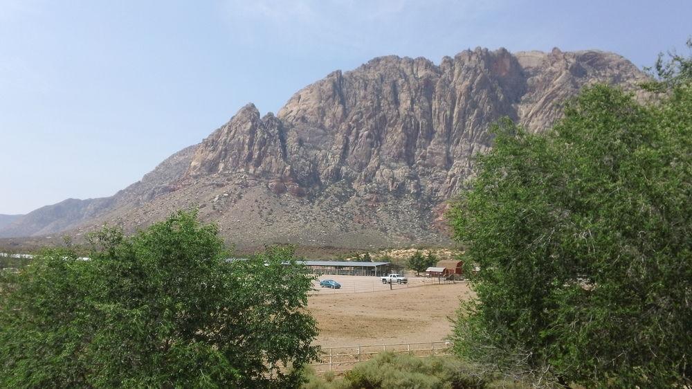 Bonnie Springs Ranch Motel Blue Diamond Экстерьер фото