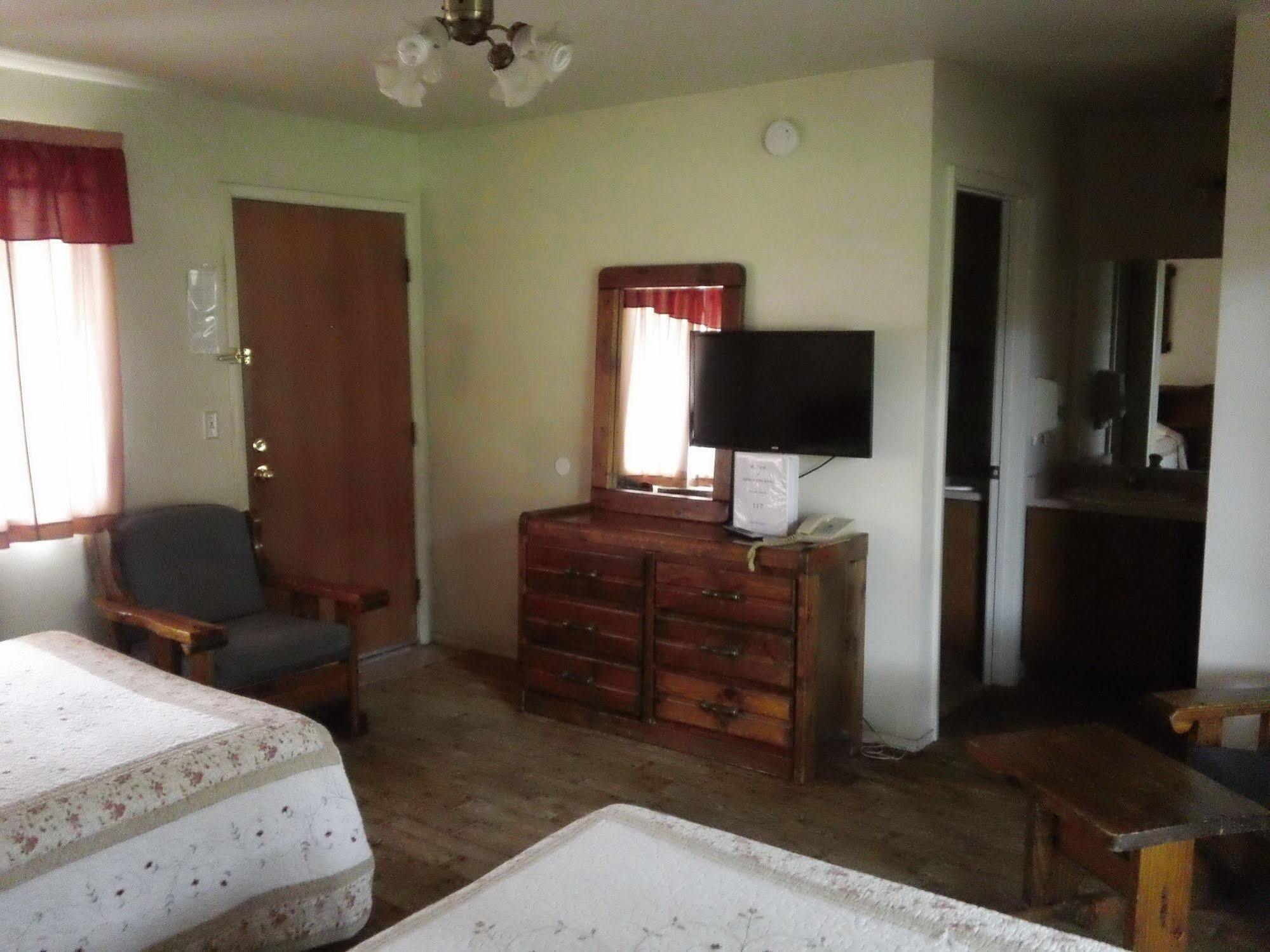 Bonnie Springs Ranch Motel Blue Diamond Экстерьер фото